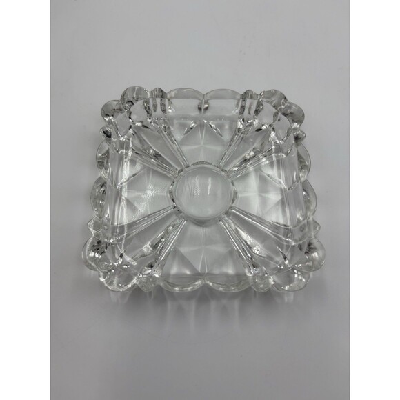 Vintage Individual Ash Tray Clear Cut Glass, 3" Square design - Picture 1 of 3